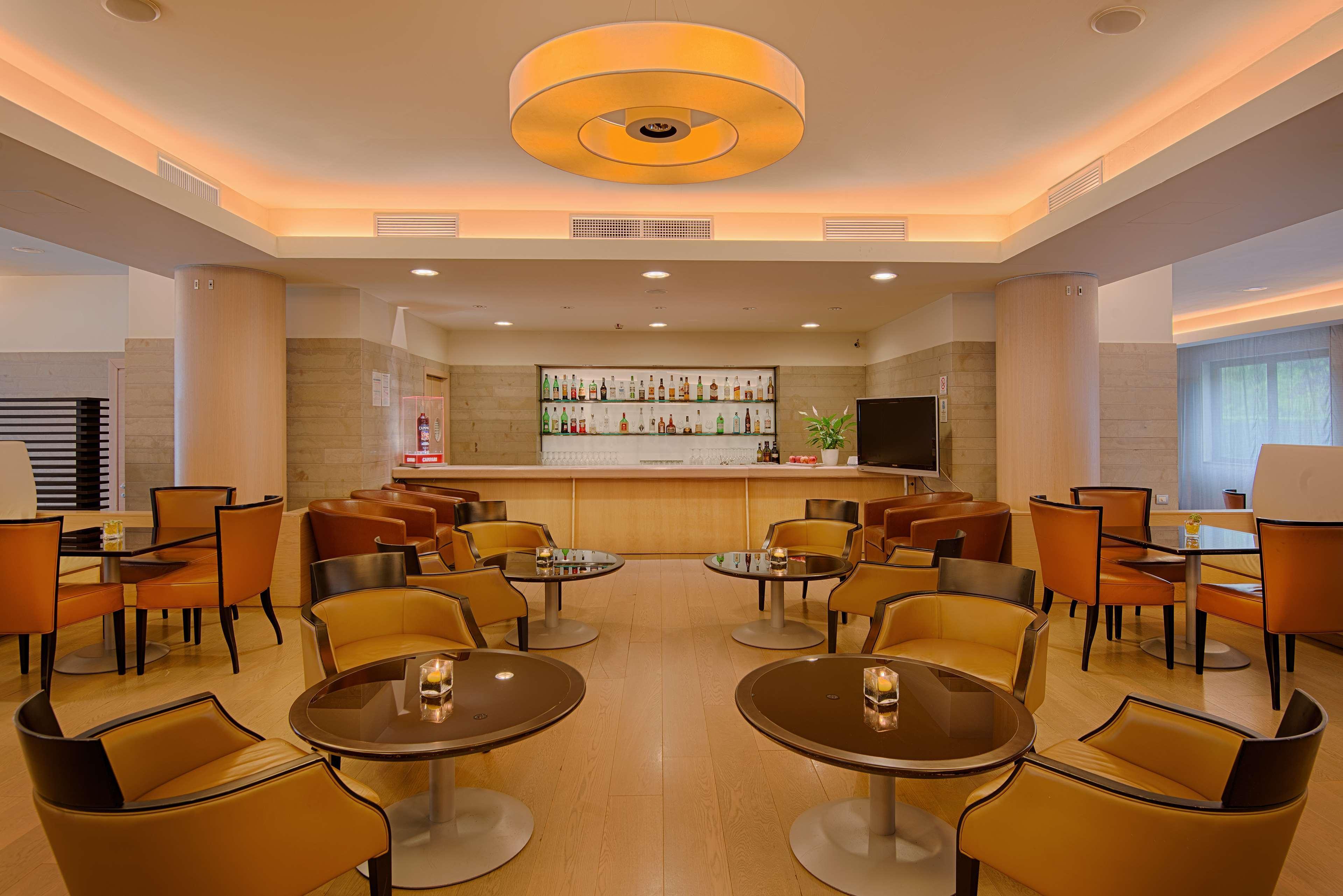 Nh Linate Hotel Peschiera Borromeo酒店