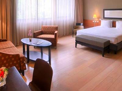 Nh Linate Hotel Peschiera Borromeo酒店